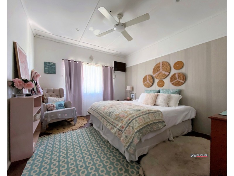 19 East St, Howard QLD 4659