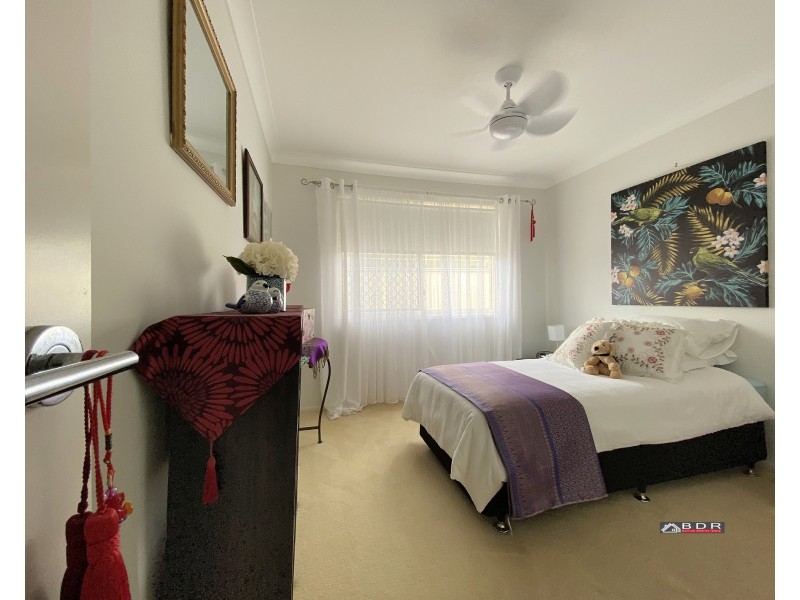 73 Beach Drive, Burrum Heads QLD 4659