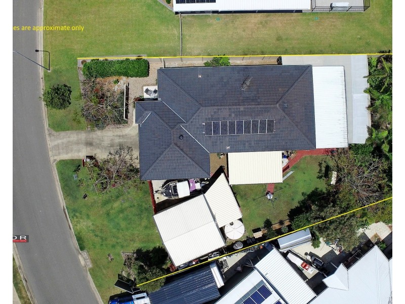 73 Beach Drive, Burrum Heads QLD 4659
