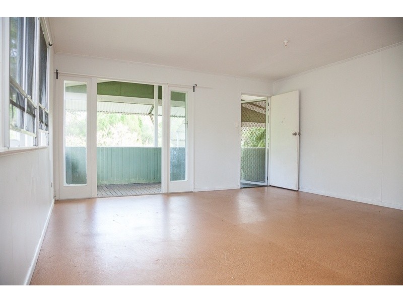 14 Barton Street, Dunwich QLD 4183