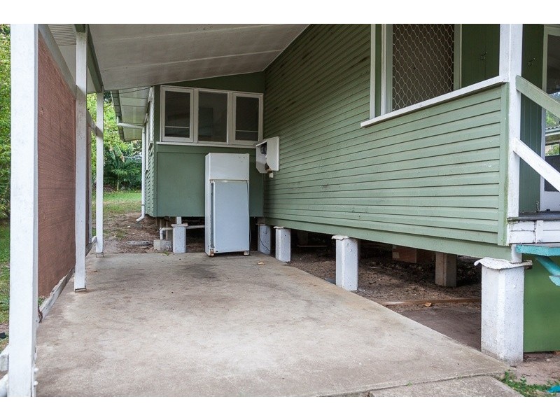 14 Barton Street, Dunwich QLD 4183