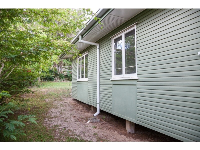 14 Barton Street, Dunwich QLD 4183