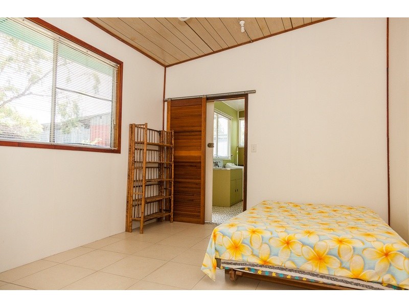 6 Oxley Parade, Dunwich QLD 4183