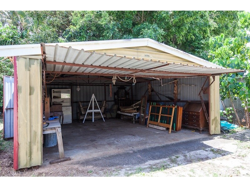 6 Oxley Parade, Dunwich QLD 4183
