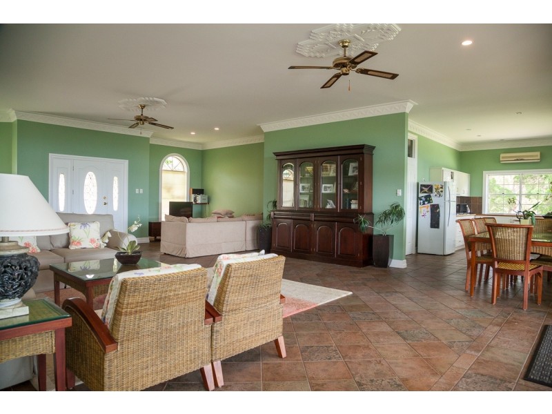 4 Gatumba Street, Dunwich QLD 4183