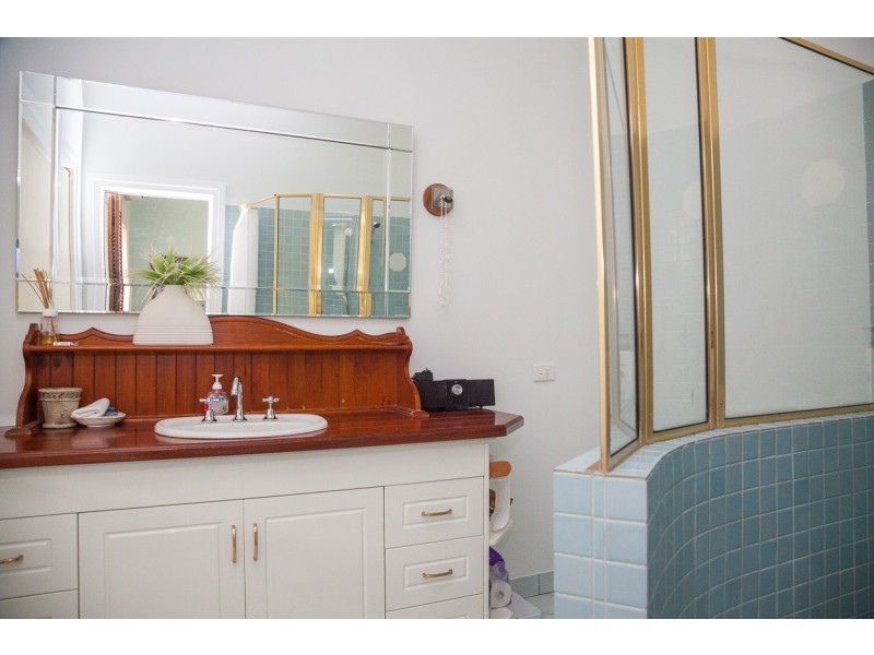 4 Gatumba Street, Dunwich QLD 4183