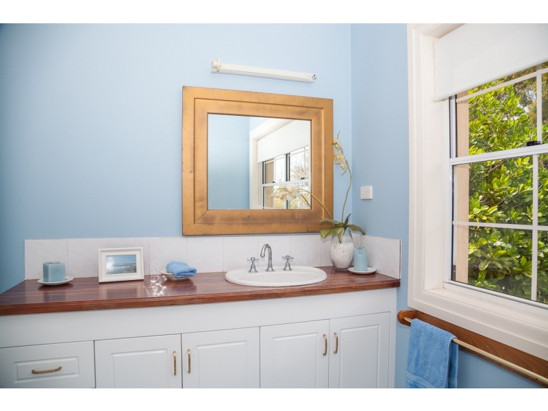 4 Gatumba Street, Dunwich QLD 4183