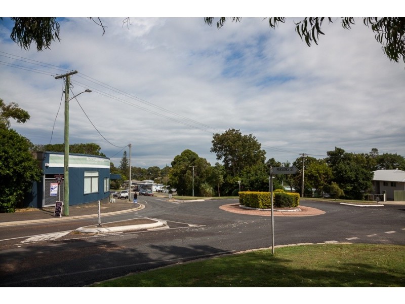 7 Stradbroke Place, Dunwich QLD 4183