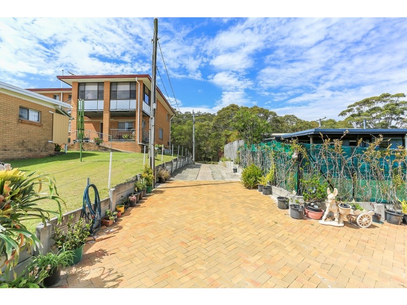 43 Rainbow Crescent, Dunwich QLD 4183