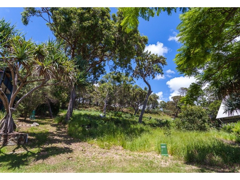 4a Baker Court, Point Lookout QLD 4183