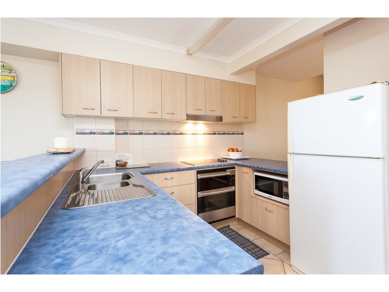 16/21-25 Cumming Parade, Point Lookout QLD 4183