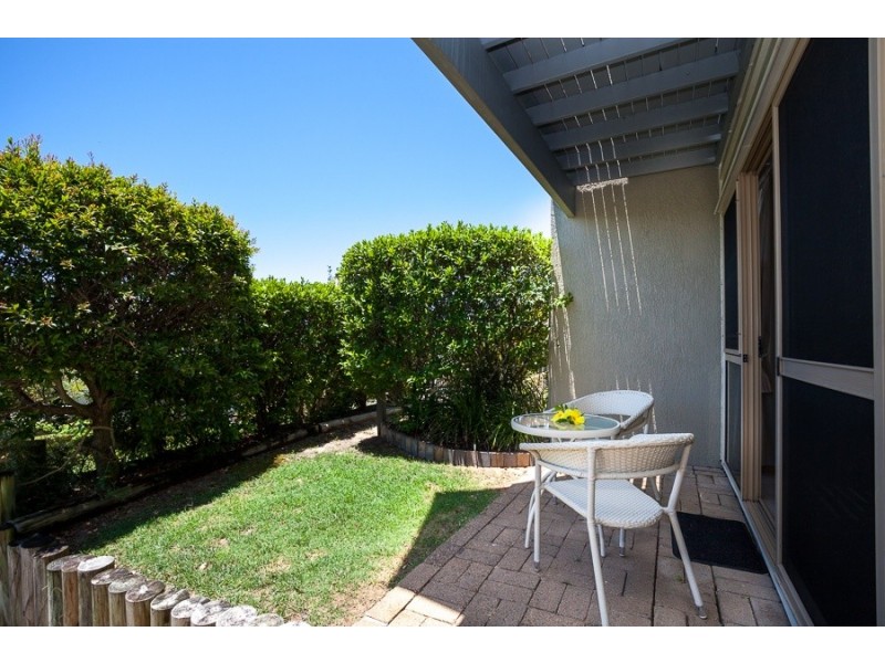 16/21-25 Cumming Parade, Point Lookout QLD 4183