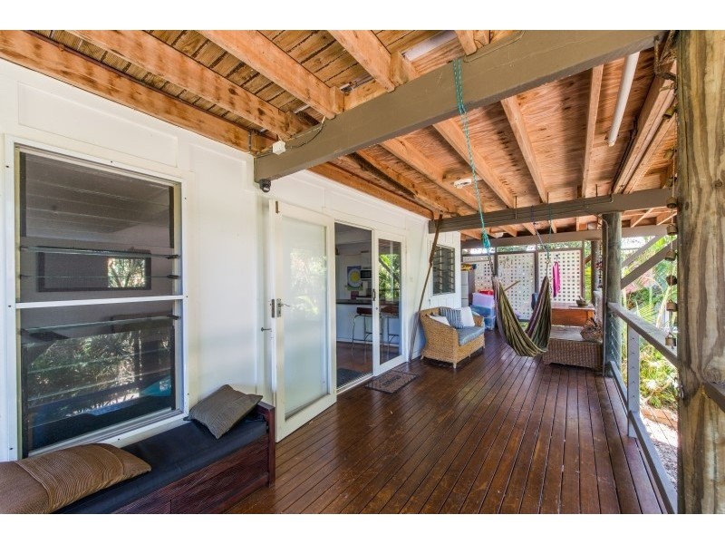 15 Billa Street, Point Lookout QLD 4183