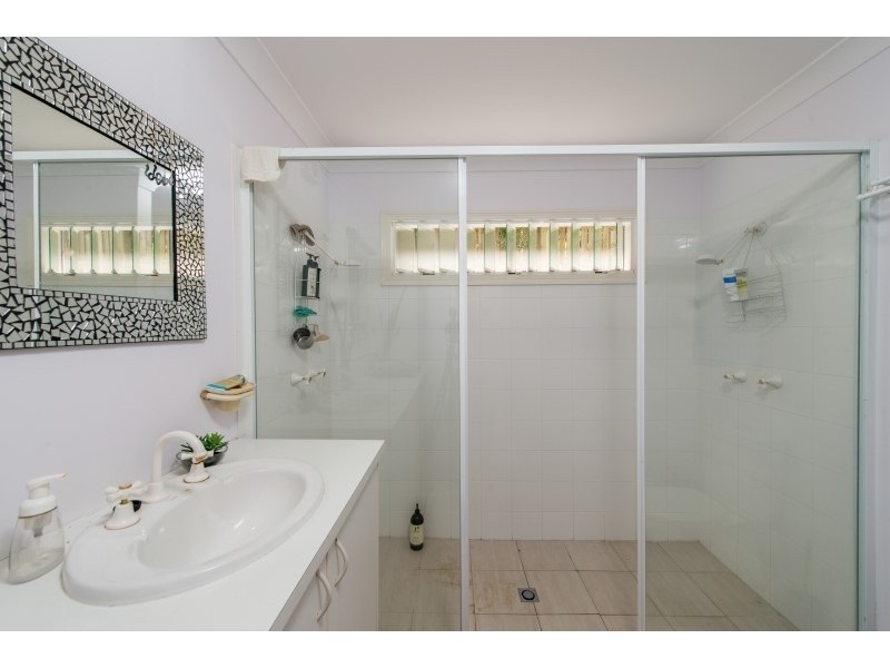 15 Billa Street, Point Lookout QLD 4183