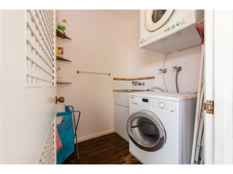 15 Billa Street, Point Lookout QLD 4183