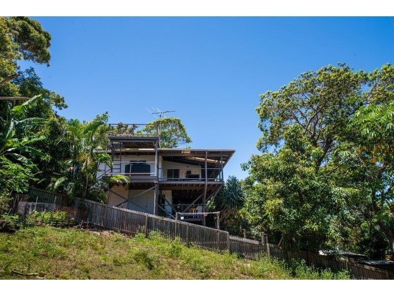 15 Billa Street, Point Lookout QLD 4183