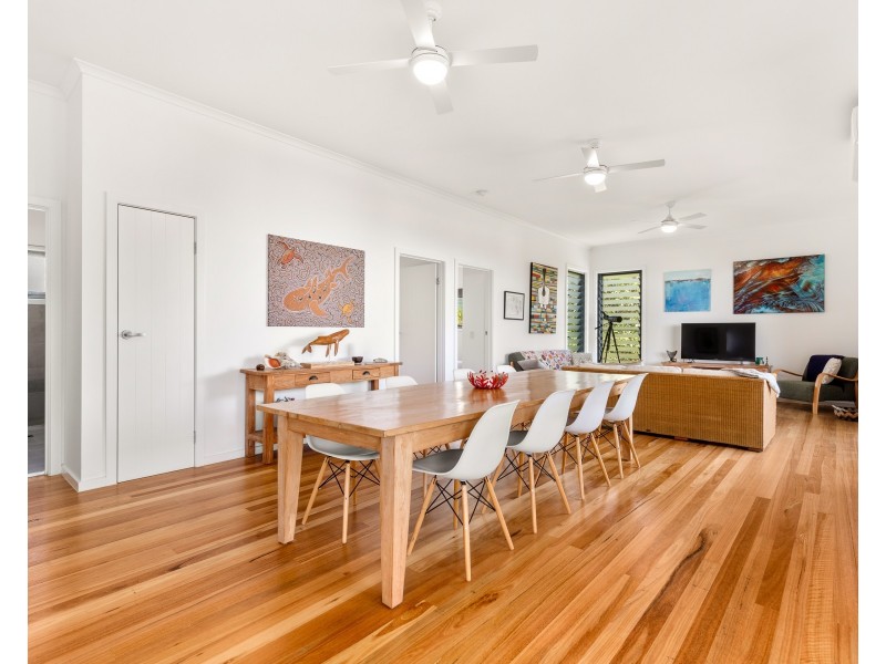2/20 Cumming Parade, Point Lookout QLD 4183
