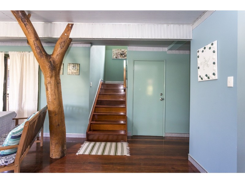 44 Cumming Parade, Point Lookout QLD 4183