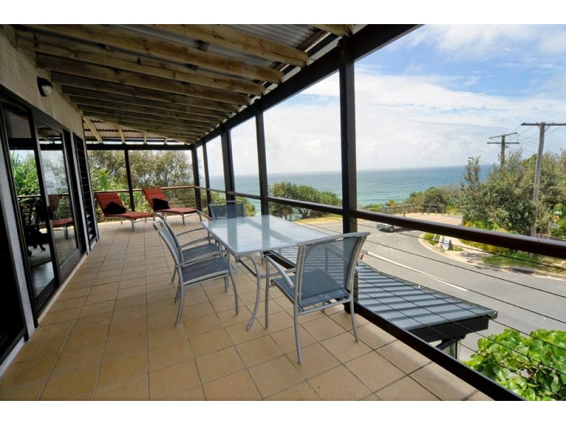 29 Mooloomba Road, Point Lookout QLD 4183