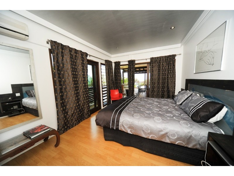 29 Mooloomba Road, Point Lookout QLD 4183