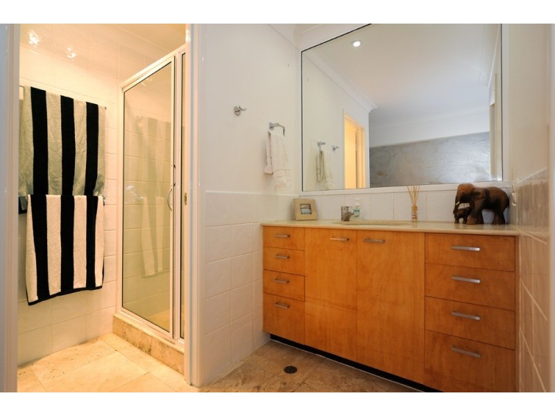 29 Mooloomba Road, Point Lookout QLD 4183