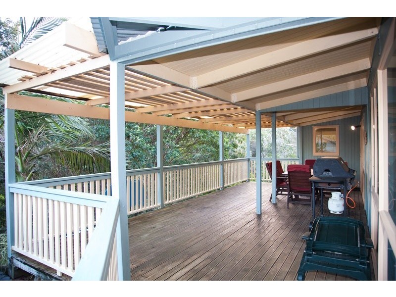 26 Samarinda Way, Point Lookout QLD 4183