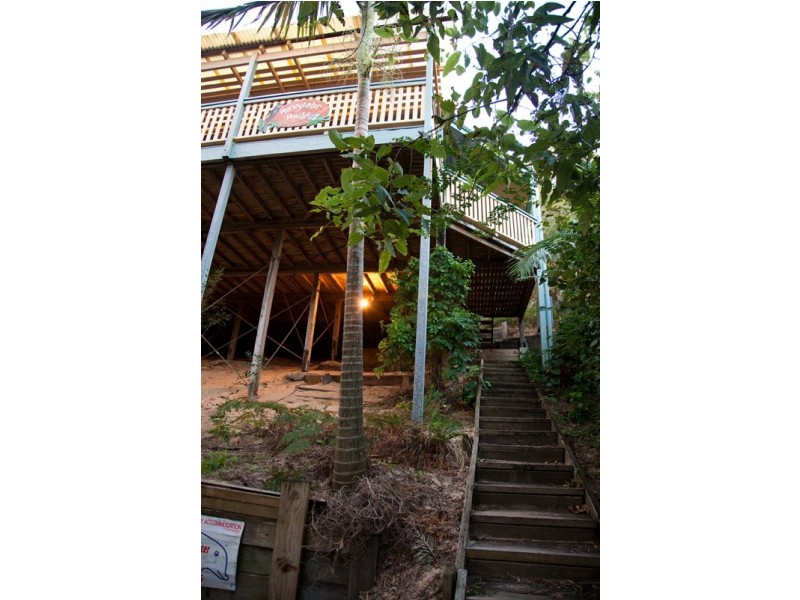 26 Samarinda Way, Point Lookout QLD 4183