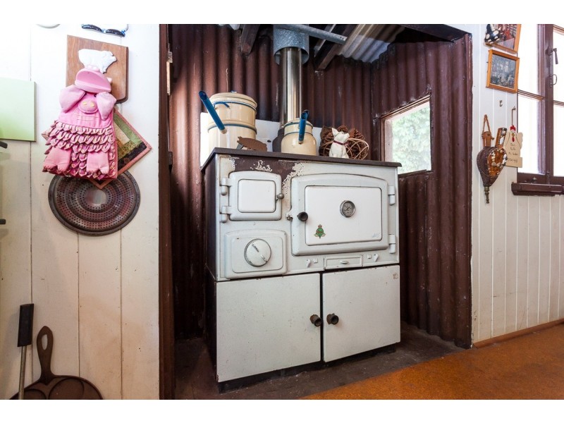 12 Stradbroke Place, Dunwich QLD 4183