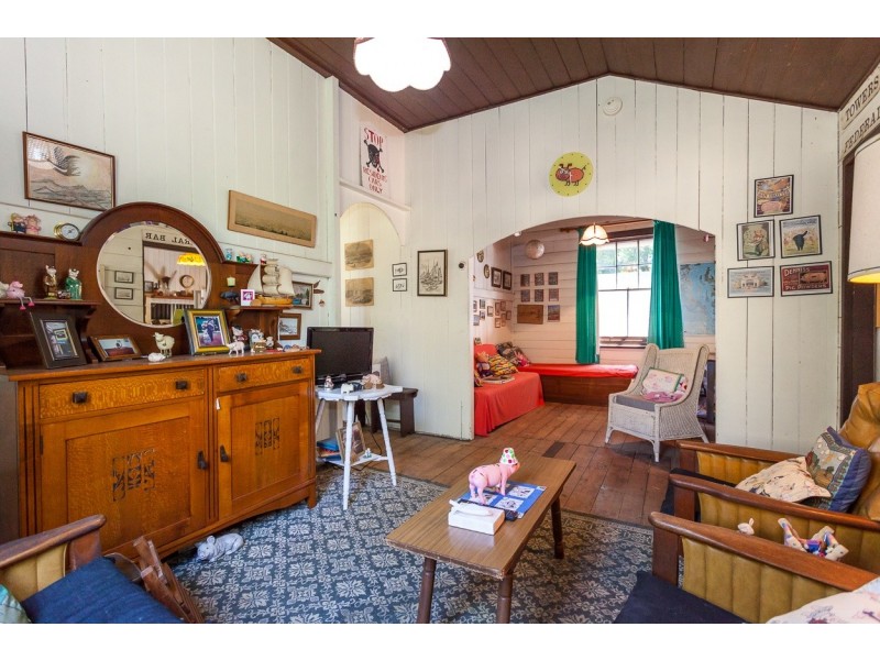 12 Stradbroke Place, Dunwich QLD 4183