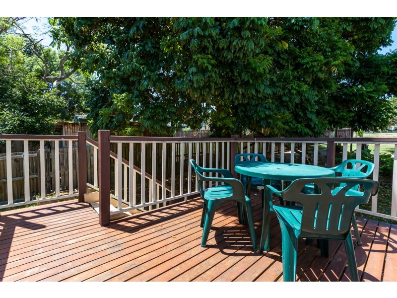 12 Stradbroke Place, Dunwich QLD 4183