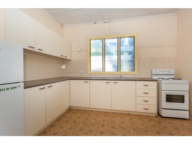 12 Stradbroke Place, Dunwich QLD 4183