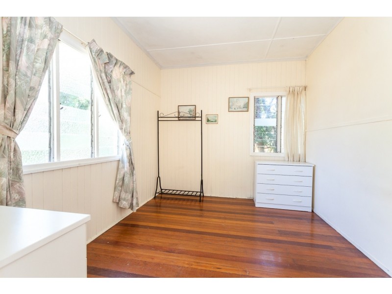 12 Stradbroke Place, Dunwich QLD 4183