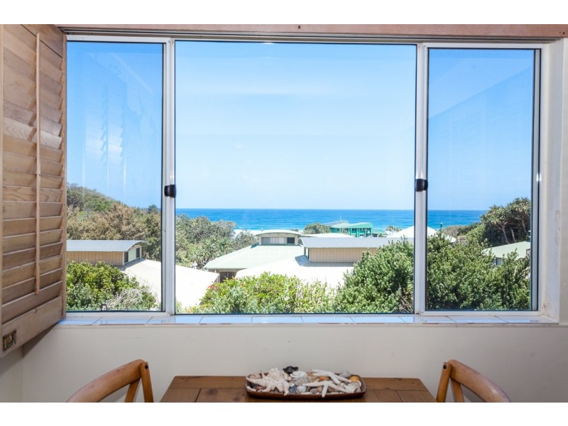 4/1-5 Samarinda Drive, Point Lookout QLD 4183