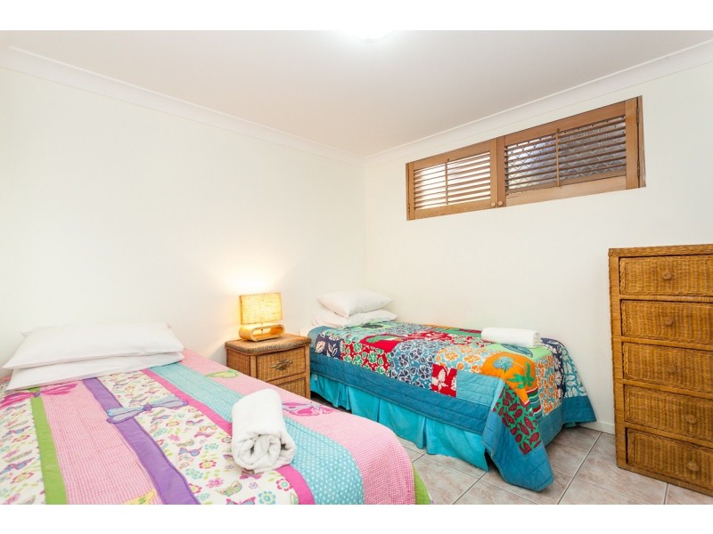 4/1-5 Samarinda Drive, Point Lookout QLD 4183