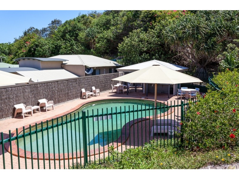 4/1-5 Samarinda Drive, Point Lookout QLD 4183