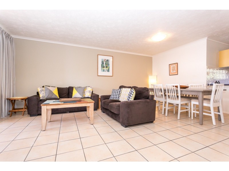 30/7 Samarinda Way, Point Lookout QLD 4183