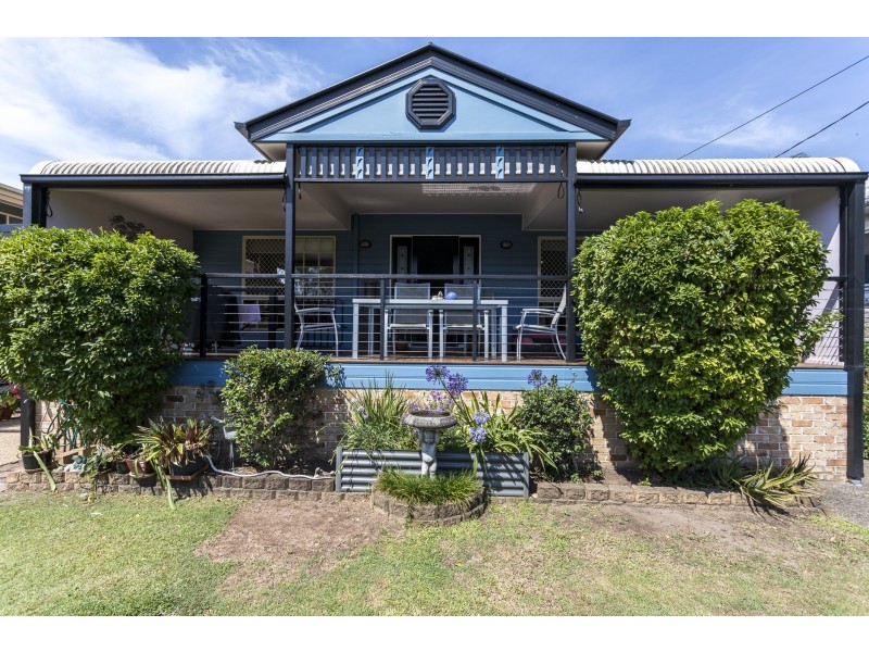 10 Oxley Parade, Dunwich QLD 4183