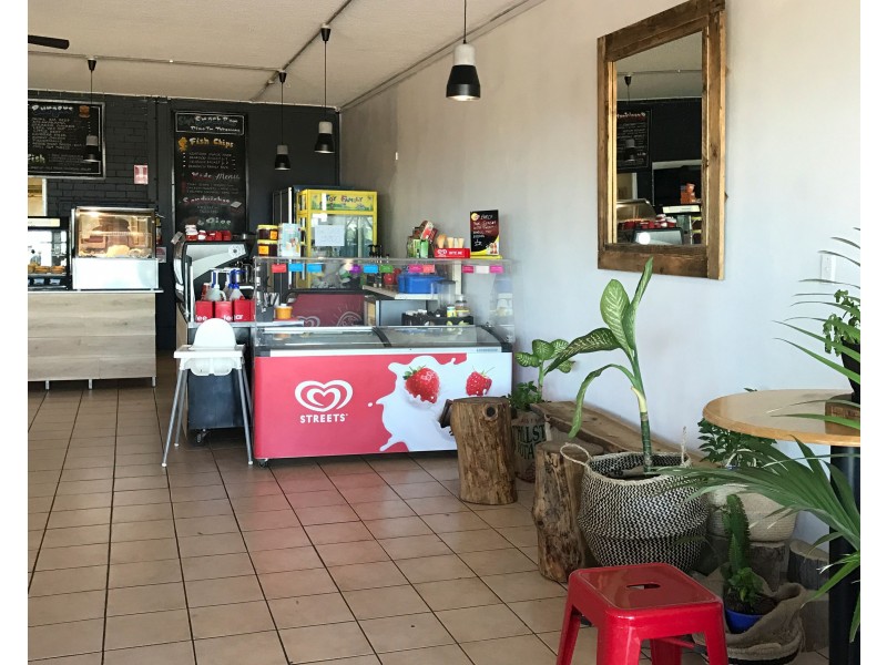 Shop 3/5 Ballow Road, Dunwich QLD 4183