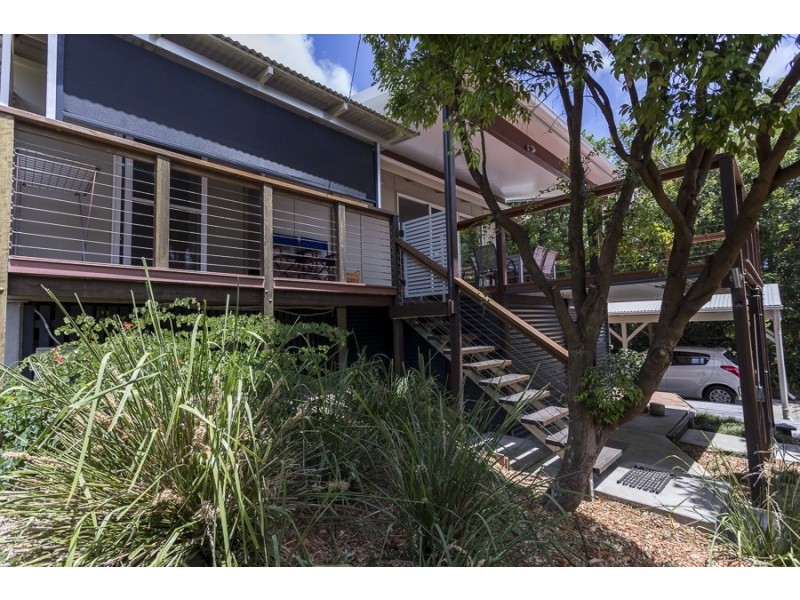 18 Booran Street, Point Lookout QLD 4183