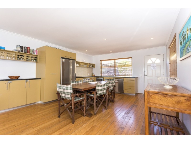 17/21-25 Cumming Parade, Point Lookout QLD 4183