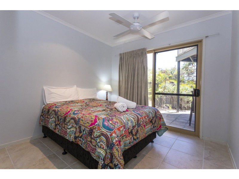 17/21-25 Cumming Parade, Point Lookout QLD 4183