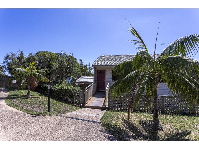 17/21-25 Cumming Parade, Point Lookout QLD 4183