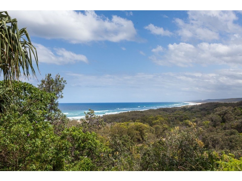 21/7 Samarinda Drive, Point Lookout QLD 4183