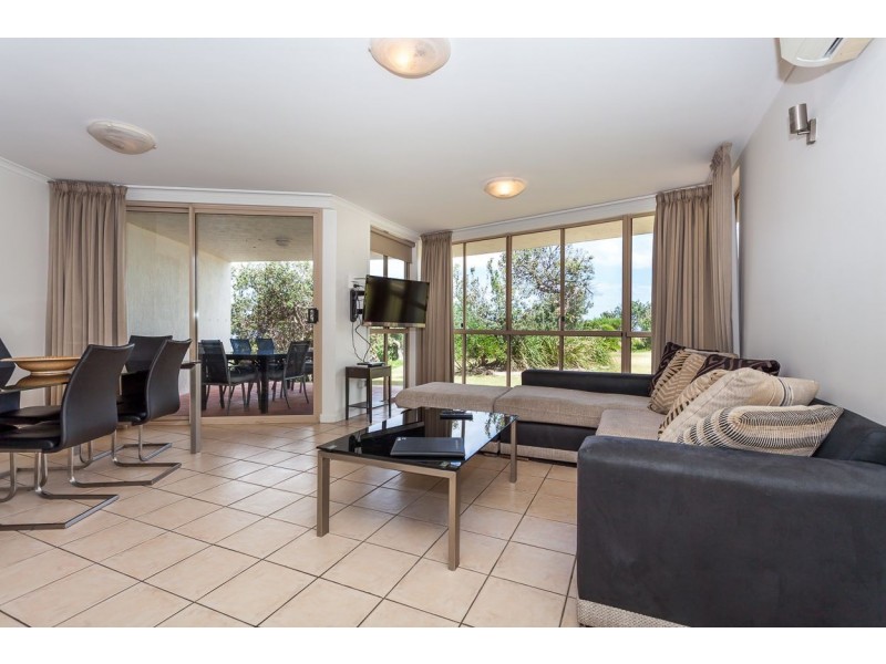 21/7 Samarinda Drive, Point Lookout QLD 4183