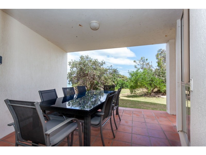 21/7 Samarinda Drive, Point Lookout QLD 4183