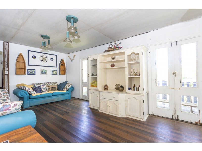 27 Billa Street, Point Lookout QLD 4183