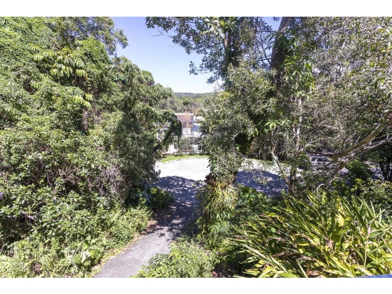 27 Billa Street, Point Lookout QLD 4183