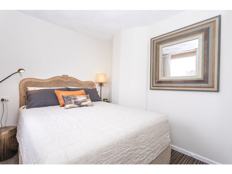 2/11 Midjimberry Road, Point Lookout QLD 4183