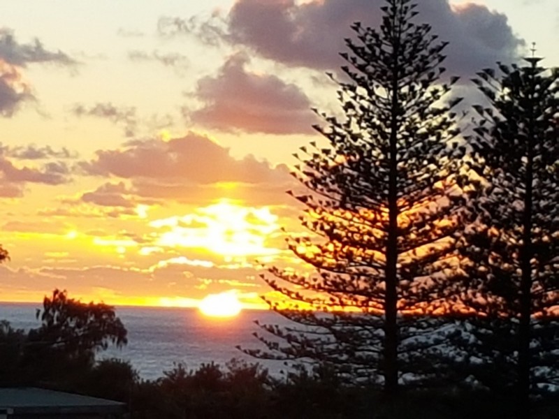 2/11 Midjimberry Road, Point Lookout QLD 4183