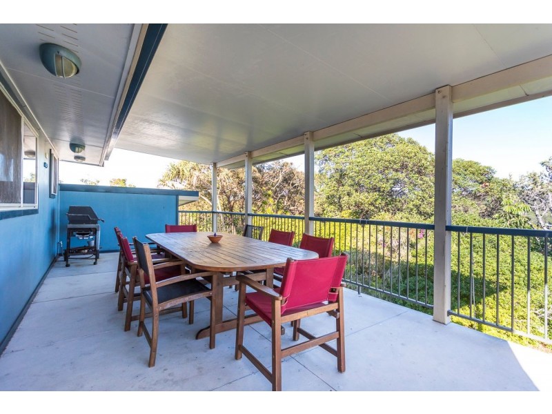 36 Yarrong Rd, Point Lookout QLD 4183